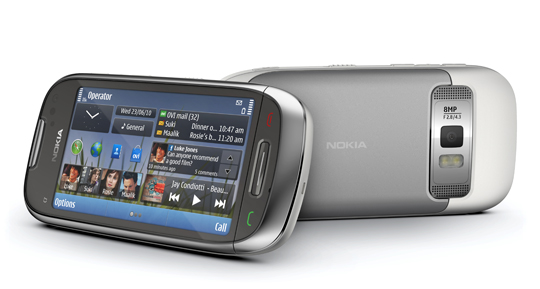 В России стартовали продажи смартфона Nokia С7